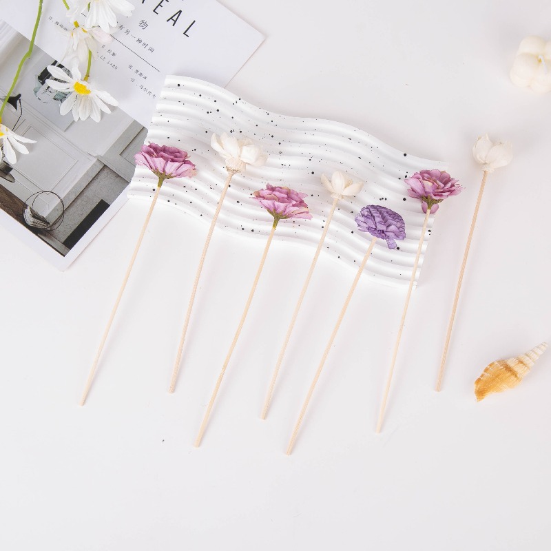 Rotan stokken en Sola bloemen  - Home One Bathroom recensie en prijs